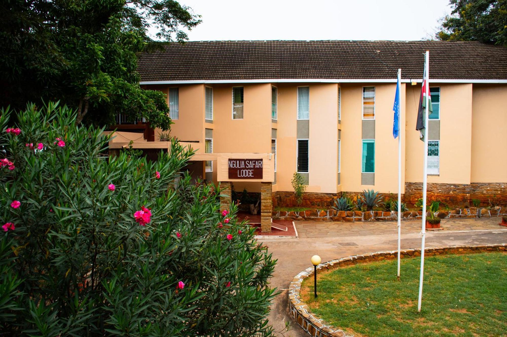 Ngulia Safari Lodge Ithumba Exterior photo