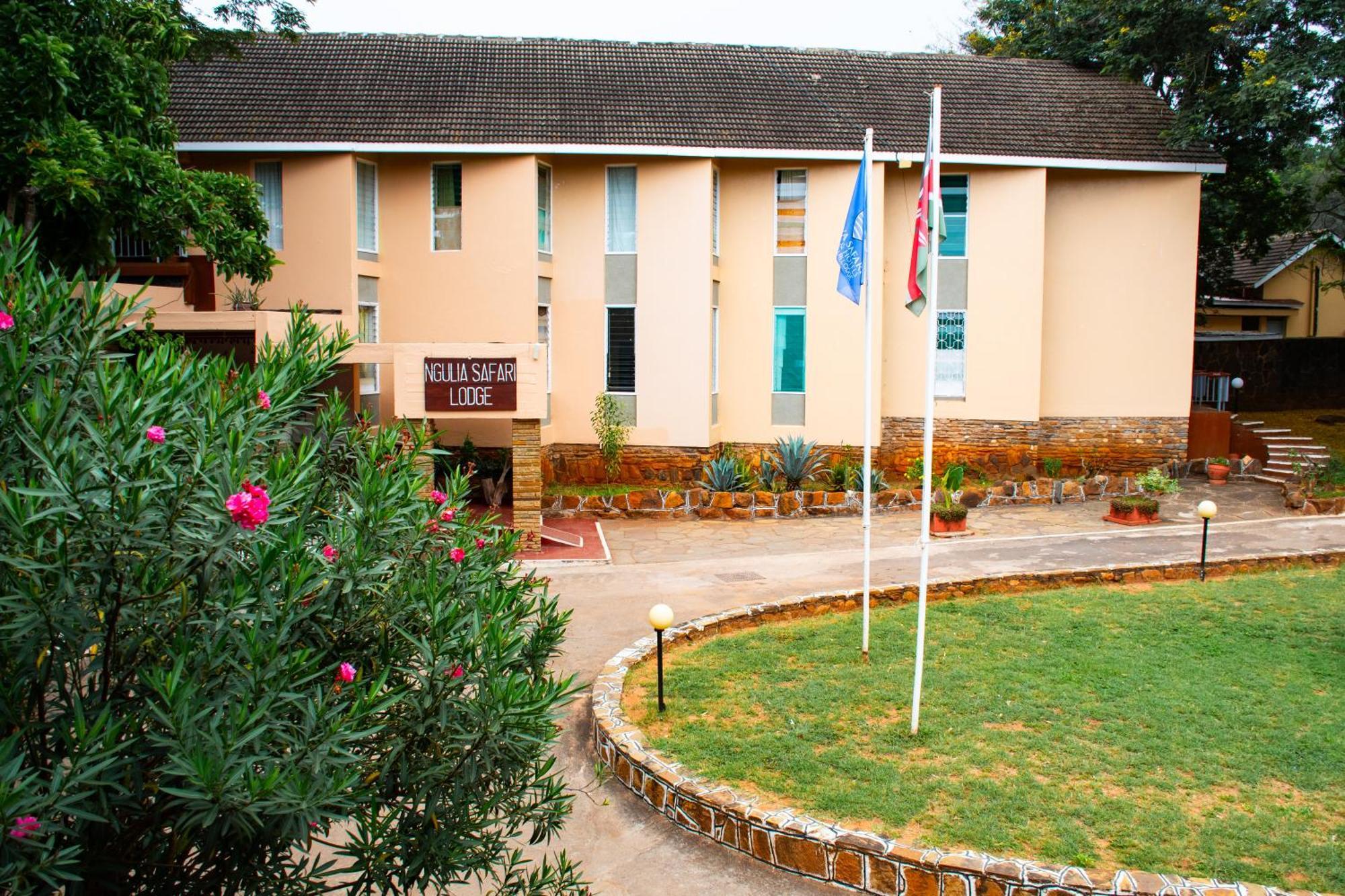 Ngulia Safari Lodge Ithumba Exterior photo